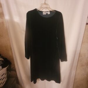 Jacqueline Ferrar Emerald Green Longsleeve Velvet like Dress